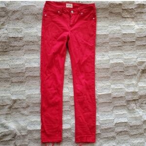 HUDSON RED FRAYED STRAIGHT LEG JEANS..SIZE 14 JRS